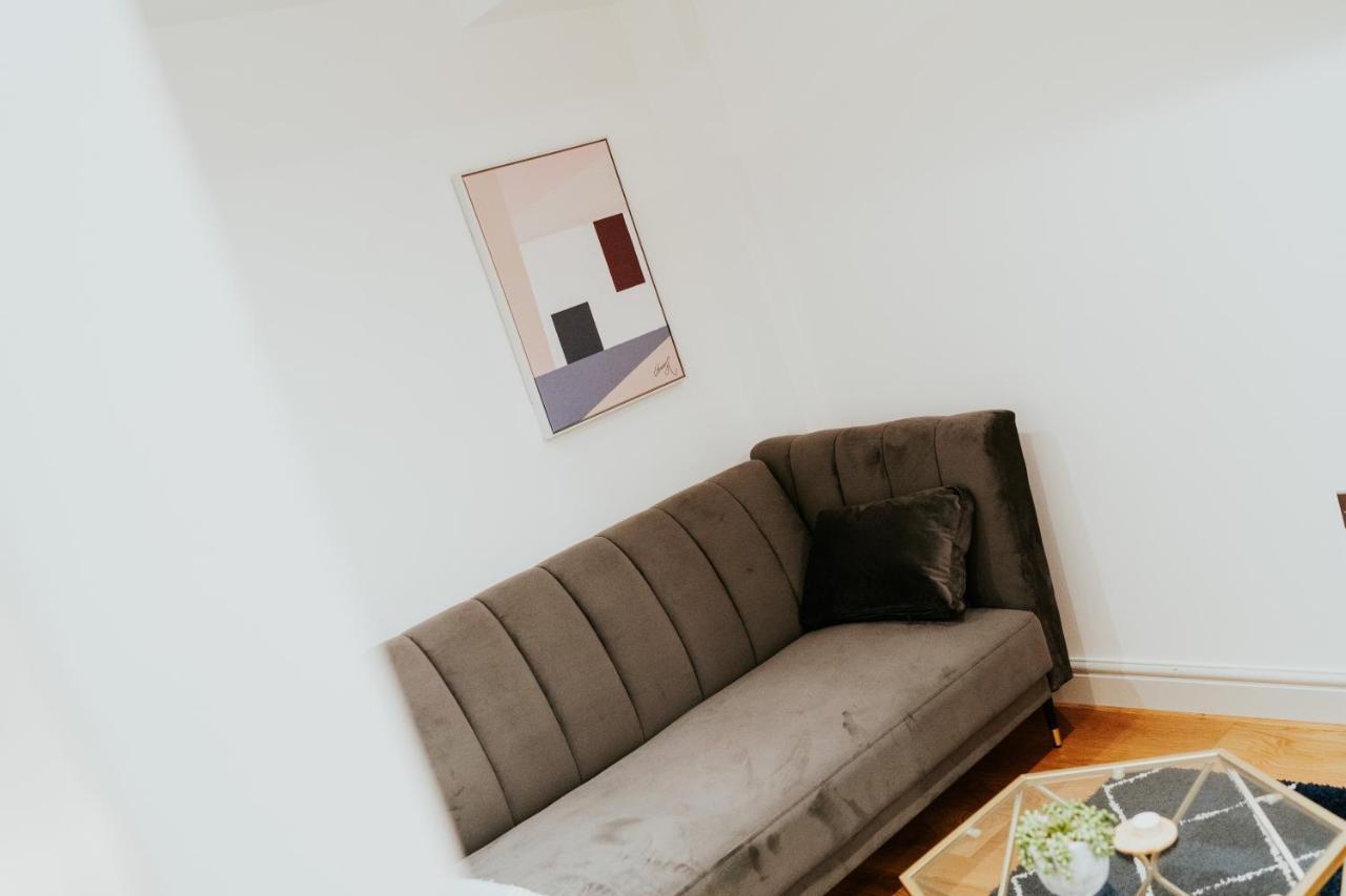 Hounds Gate Luxury Apartments By 1508 Stays ノッティンガム エクステリア 写真